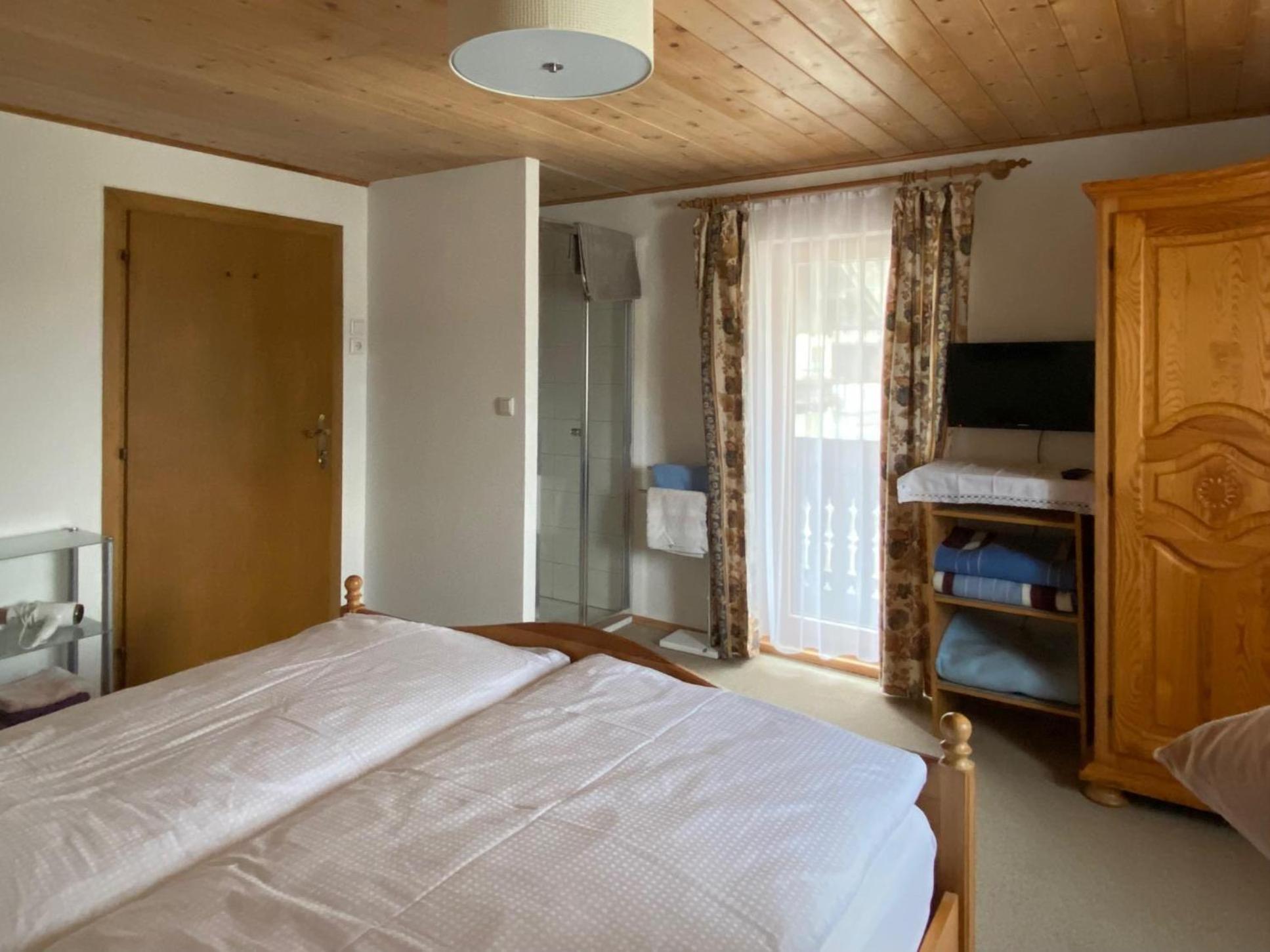 Landhaus Alpenblick Wiesing Zimmer foto